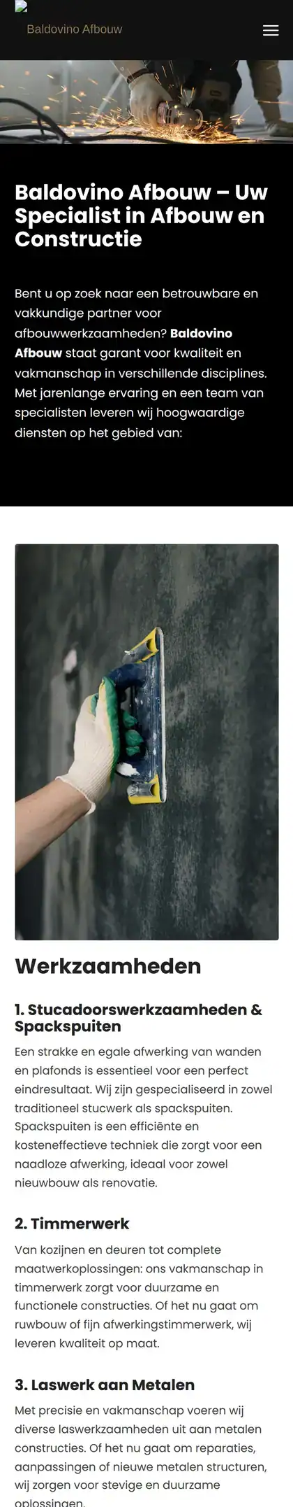 Baldovino Afbouw on a phone