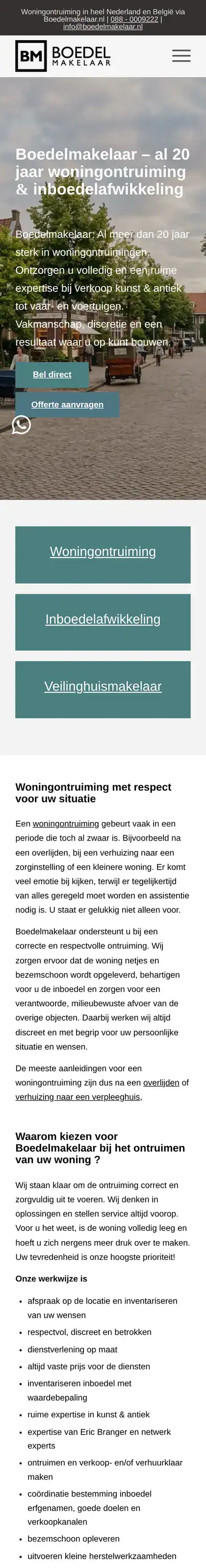 Boedelmakelaar on a phone