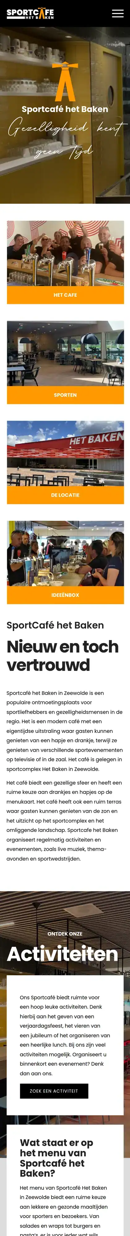 SportCafé Het Baken on a phone