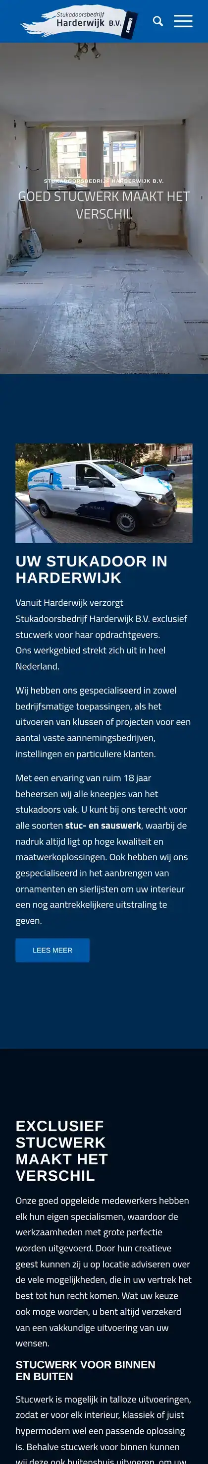 Stukadoorsbedrijf Harderwijk on a phone